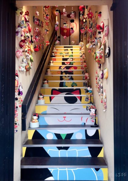 Hello Kitty staircase